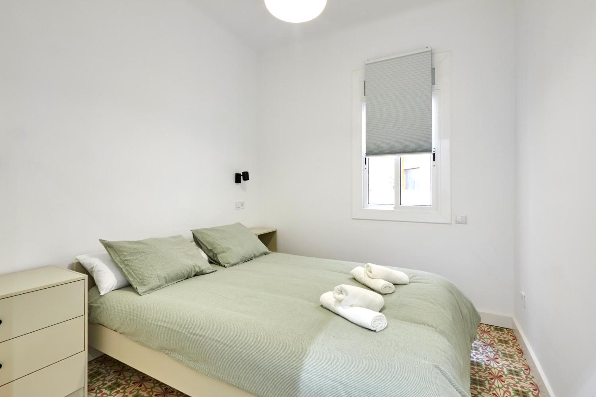 Comfortable Apartment Next To Apolo Theater Барселона Экстерьер фото
